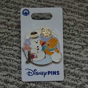 Disney Winnie the Pooh feat Pooh & Piglet Winter Snowman Enamel Pin -